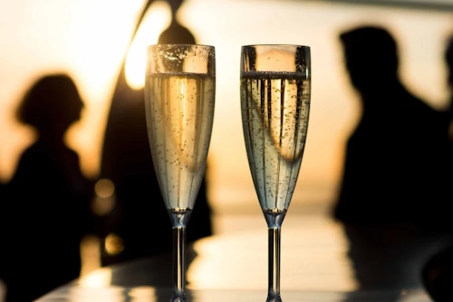 Brighton i360: Sky Bar Entry + Glass of Champagne, Brighton