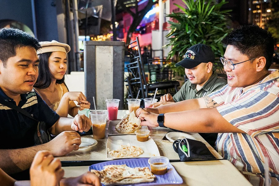 Small Group Guided Night Food Tour in Singapore, Singapore