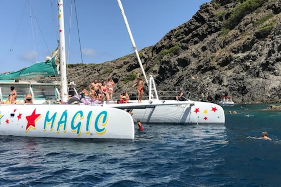 Nationaal park Cap de Creus: Catamaranboottocht vanuit Roses, Roses