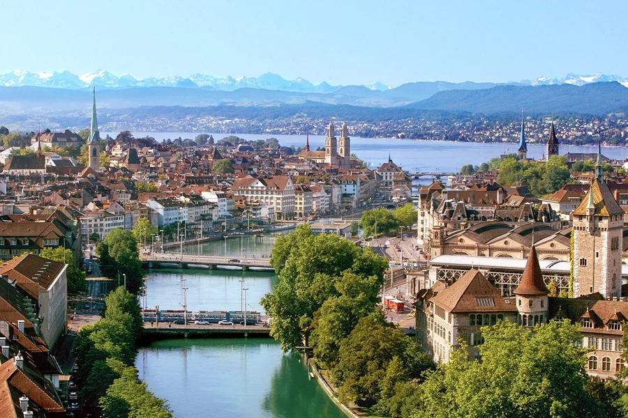 Zürich Guided Tour with Cable Car & Sightseeing Cruise, Zurich
