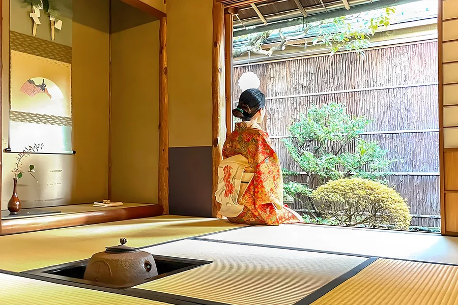 Kyoto: Kimono Rental & Tea Ceremony Experience in a Machiya House near Kyoto Imperial Palace, at Tondaya -Nishijin Japanese Cultural Experience Museum, Kyoto