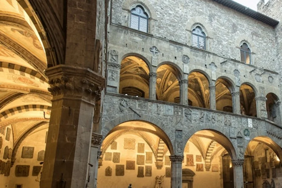 Firenze: tour guidato della città + ingresso salta la fila al Museo Nazionale del Bargello, at Museo Nazionale del Bargello, Florence