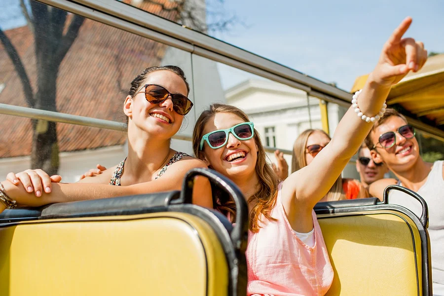 Combo: Darwin Hop-on Hop-off Bus Tour + Crocosaurus Cove Tickets + RFDS Facility Tickets, Darwin