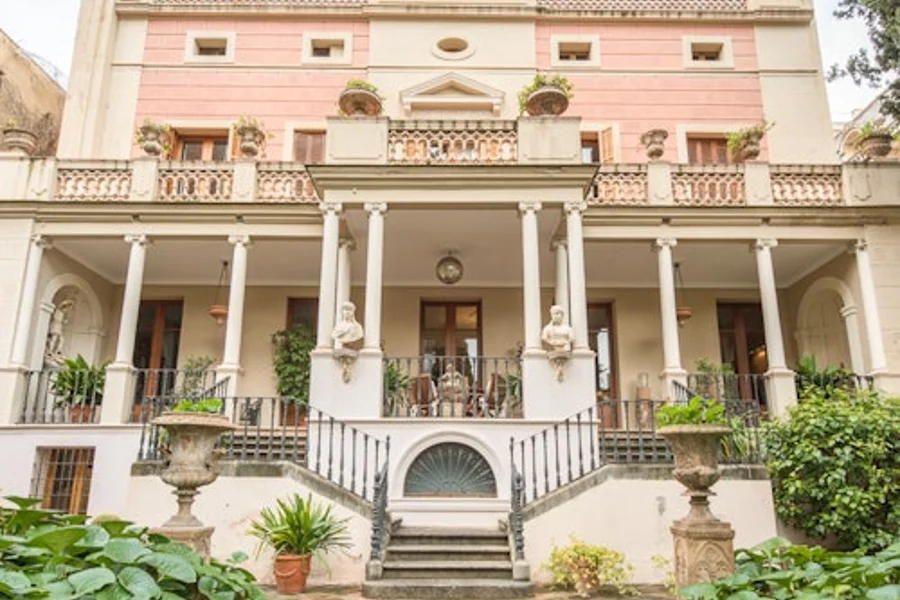 Casa Rocamora: Guided Tour, Barcelona
