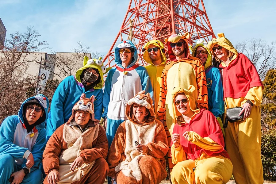 Tokyo: Shibuya & Kabukicho 90-Min Go-Karting Experience by JAPANKART, Tokyo