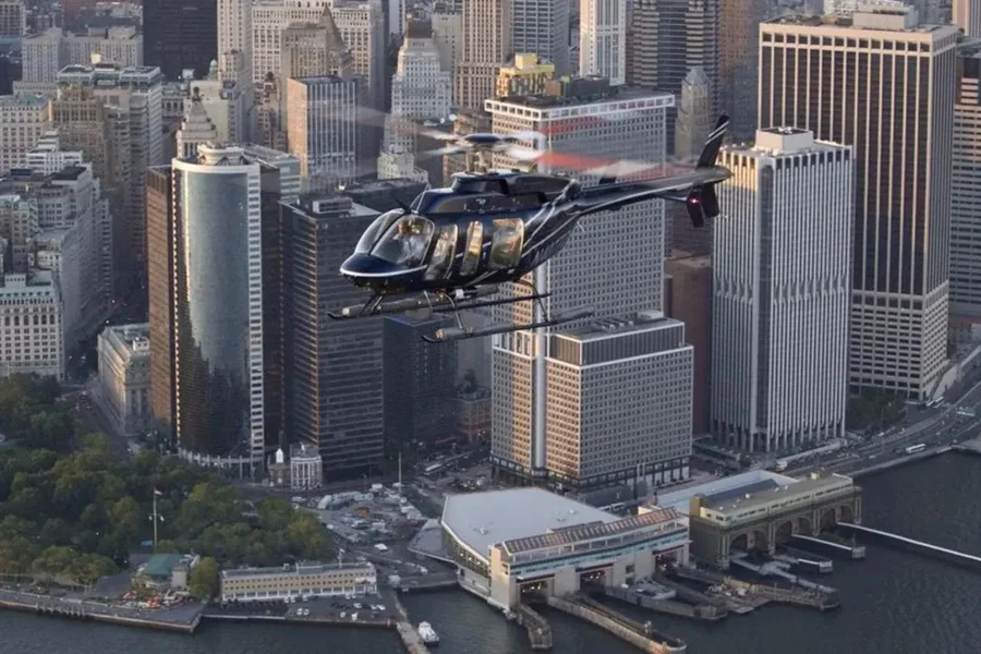 30 منٹ کا نیو یارک سٹی ہیلی کاپٹر ٹور, at NY Helicopter, New York