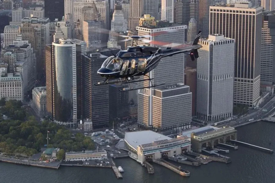 تذاكر جولة هليكوبتر لمدة 15 دقيقة في مدينة نيويورك, at NY Helicopter, New York