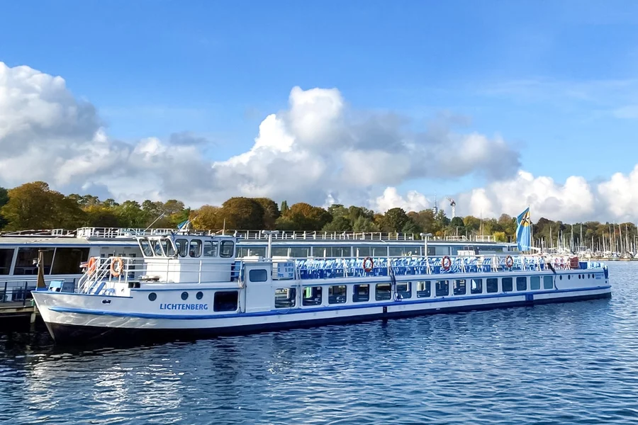 Tour de 2 horas por los Siete Lagos desde Wannsee en Berlín, at Anlegestelle Wannsee, Berlin