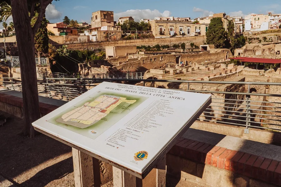 Artecard Campania: Passi per a 2 Museus, at Naples, Metropolitan City of Naples, Italy, Naples